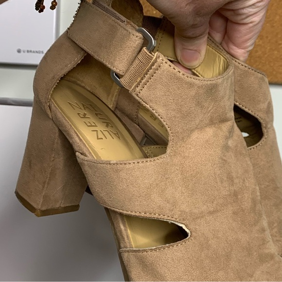 Naturalize Suede Summer Heels - Picture 6 of 7